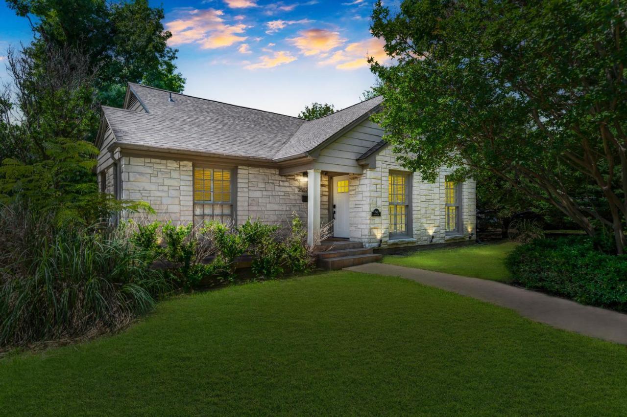 Villa Sunset House - Luxury Pool And Hot Tub Retreat Dallas Esterno foto